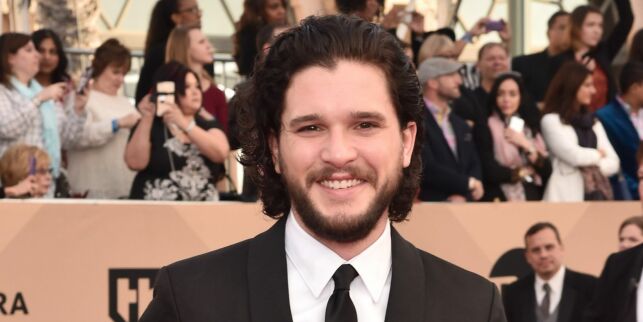 «Game of Thrones»-fans fortvilte da Kit Harington tok skjegget. Nå avslører han hvorfor