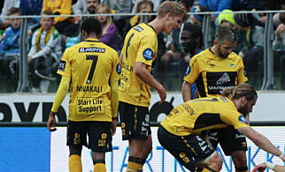 Start ble ydmyket og satte tragisk rekord, mens inder skrev fotballhistorie: - Flaut