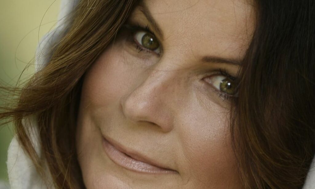 Carola ble slengt i fengsel i Syden