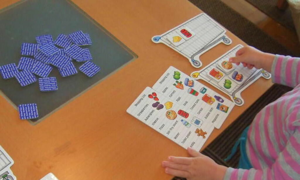 Nadias datter (4) snakker allerede fire språk