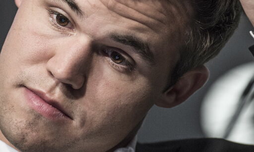 Sjakkforbundet: Carlsen brøt reglene