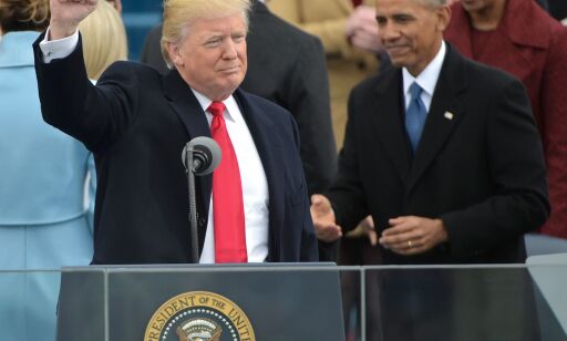 Trumps første ord: - Dagens seremoni er spesiell, vi skal ikke gi makta fra en person til en annen, eller fra parti til parti