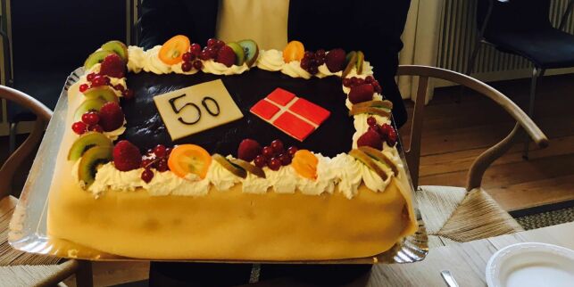 Dansk minister feirer innstramming nummer 50 på denne måten, og folk er forbanna