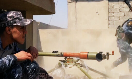 Kjemper mot IS i Mosul hus for hus. 400 000 sivile er midt i kampsonen