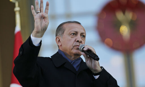 Erdogan avviser at grunnlovsendringene gjør ham til diktator: - Her har vi en valgurne. Demokratiet får sin styrke fra folket