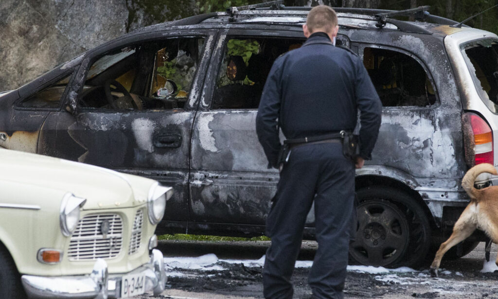 Mann i 20-årene pågrepet og siktet for bilbrann på Vestli i Oslo