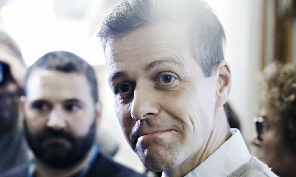 Han må velge regjering, redde partiet, seg selv og Guds plass i politikken