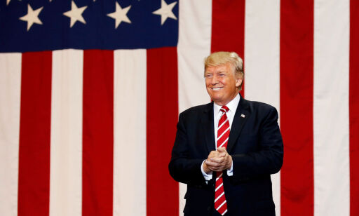 Trump om sjokkbilde av amerikansk senator: - Bildet sier mer enn 1000 ord