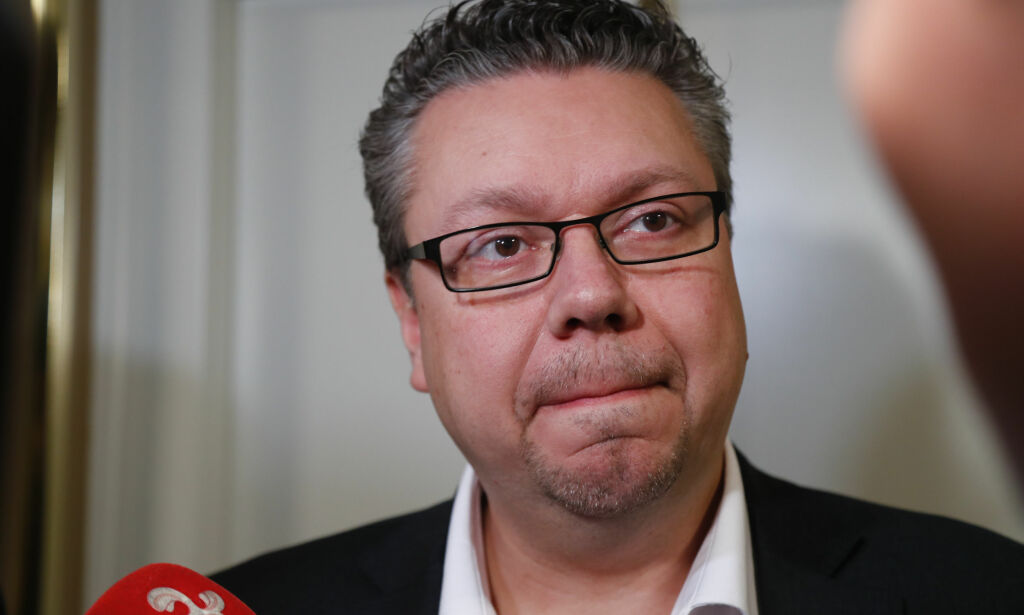 Ulf Leirstein melder seg ut av Fremskrittspartiet