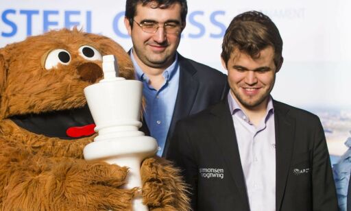 Carlsen kjemper om seieren i Nederland