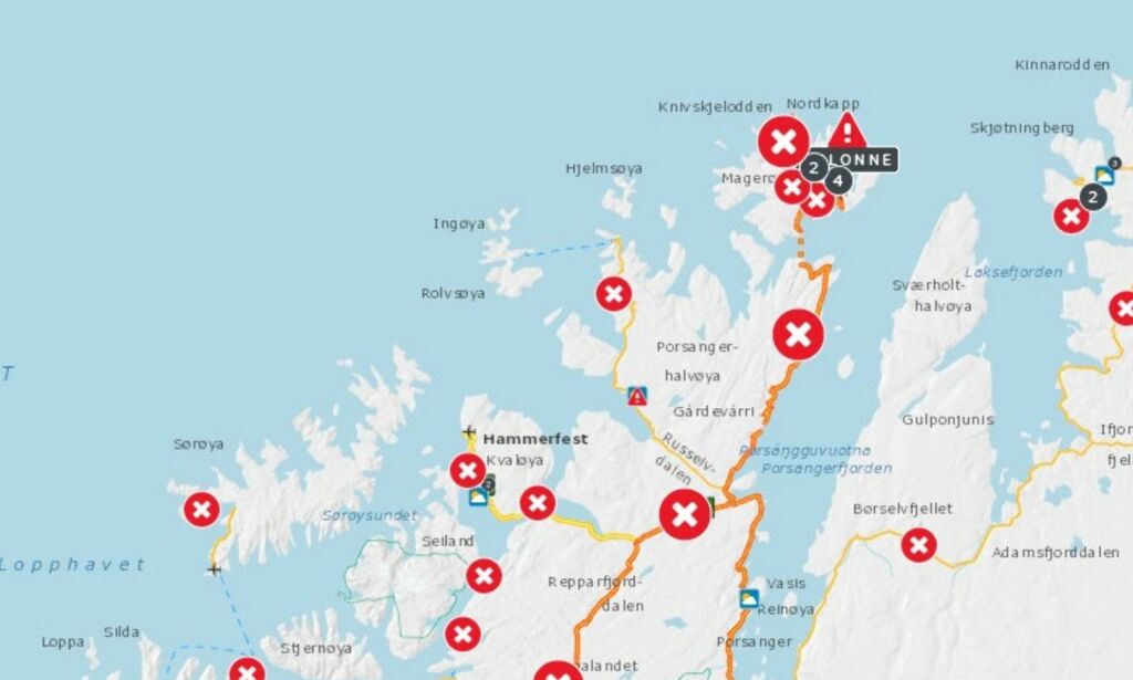 Uværet herjer i nord: – Nesten hele Finnmark er stengt