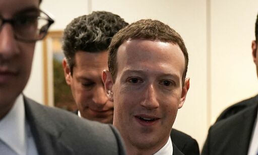 Mark Zuckerberg legger seg flat: - Det var min feil og jeg beklager