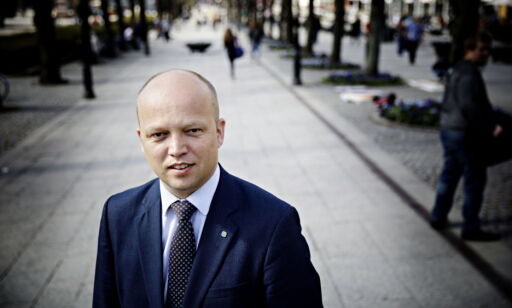 Ber Støre snu om beredskap