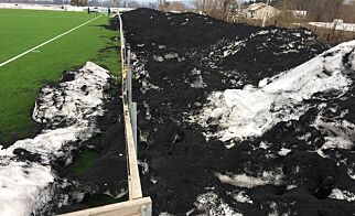 Slik skal utslippene av mikroplast fra norske kunstgressbaner stoppes