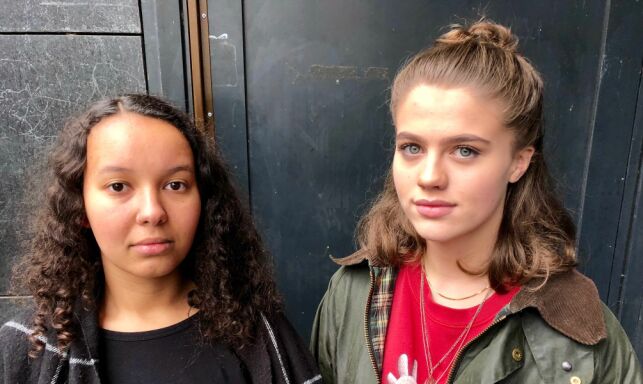 - En kjæreste har ikke rett til å vite hvor du er, sier Astri Sofie (18) og Sarah (18)