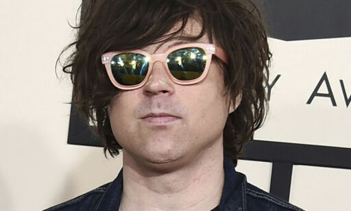 Ryan Adams anklages for upassende oppførsel