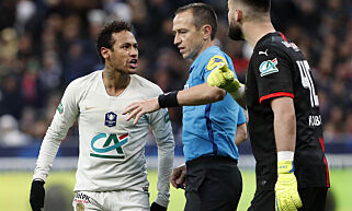Irritert Neymar dyttet til tilskuer