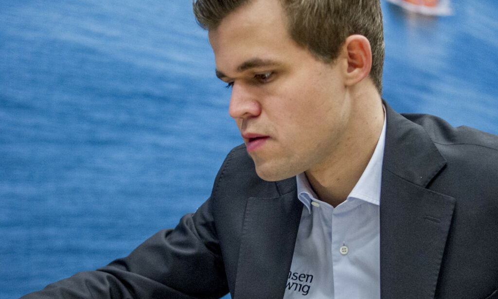 Carlsen med god start: - Kan ikke klage
