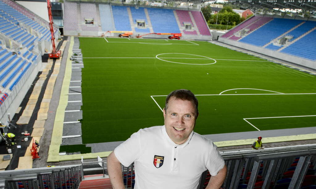 Etter 104 år er ventetida over: Bli med inn på Vålerengas nye stadion